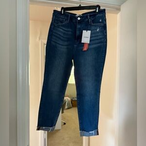 Ceros Cropped Dark Blue Jeans for Women